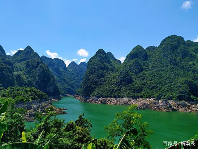 万峰林评为生态旅游区_万峰湖旅游攻略_师宗到万峰林多少公里/